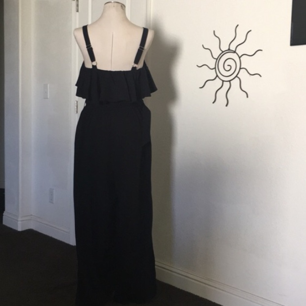 BLACK 0X Forever 21 Plus Size Ruffled & Wide Leg Jumpsuit - Picture 8 of 16